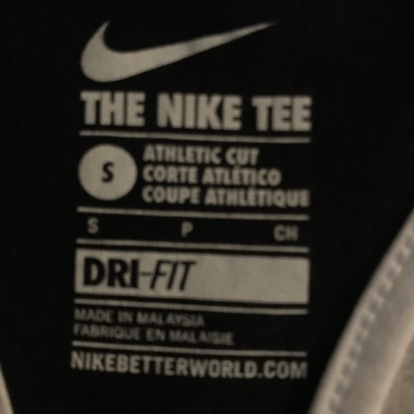 Nike Tank - Picture 2 of 3